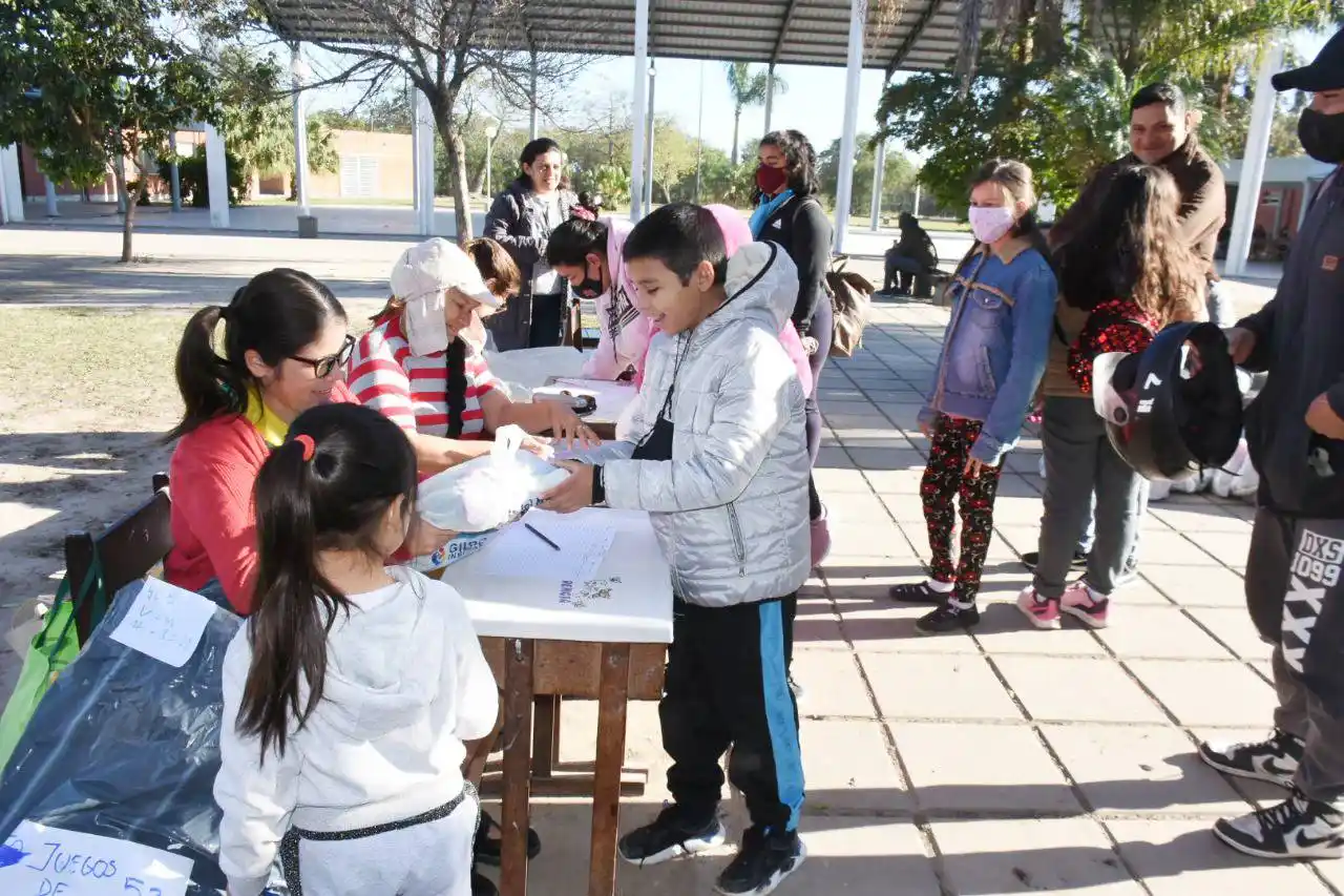 Niñas y niños formoseños recibieron
su juguete por el Día de las Infancias