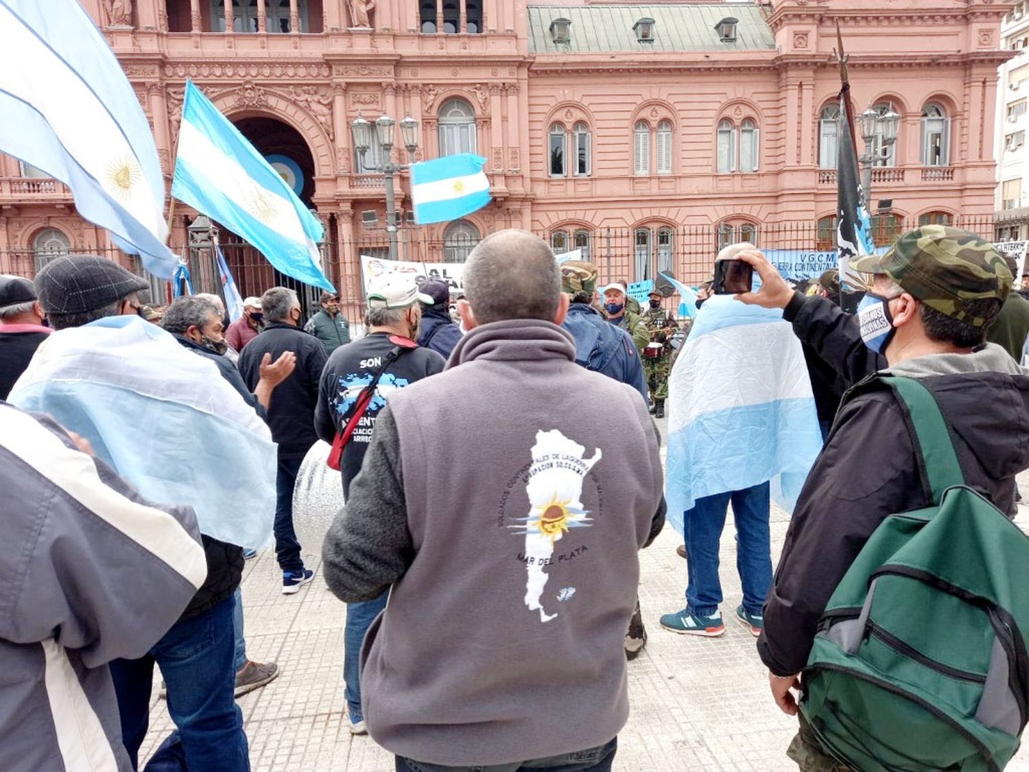 Soldados de Malvinas reclaman al Gobierno ser incluidos en el Padrón Nacional de excombatientes