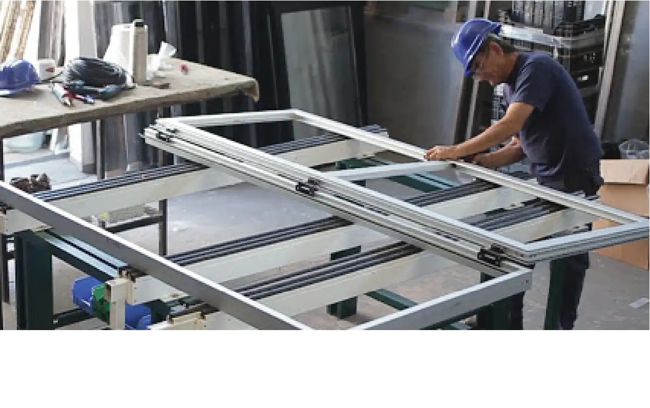 Bordet le pidió al Presidente habilitar dos nuevas actividades industriales en la provincia