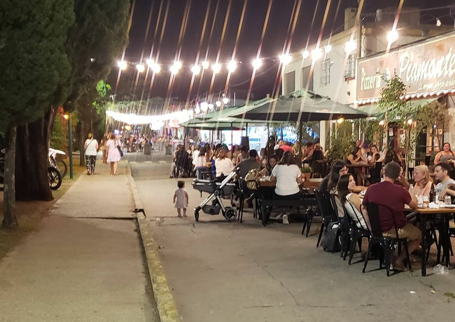 Los privados pidieron extender una hora el cierre de comercios durante el fin de semana largo