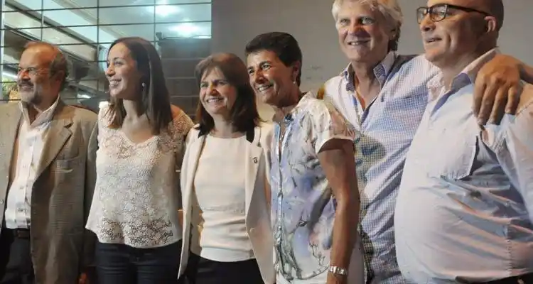 Elecciones 2015: Bennazar con Vidal, Bulrrich y Amadeo
