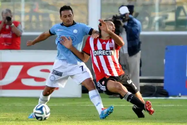 Sin Verón, Estudiantes empató con Belgrano y se bajó de la punta