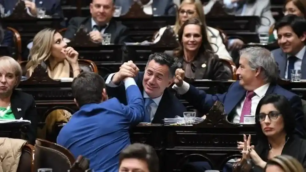 Avance libertario en Diputados: lograron blindar a Adorni y aprobaron la "ley hojarasca"