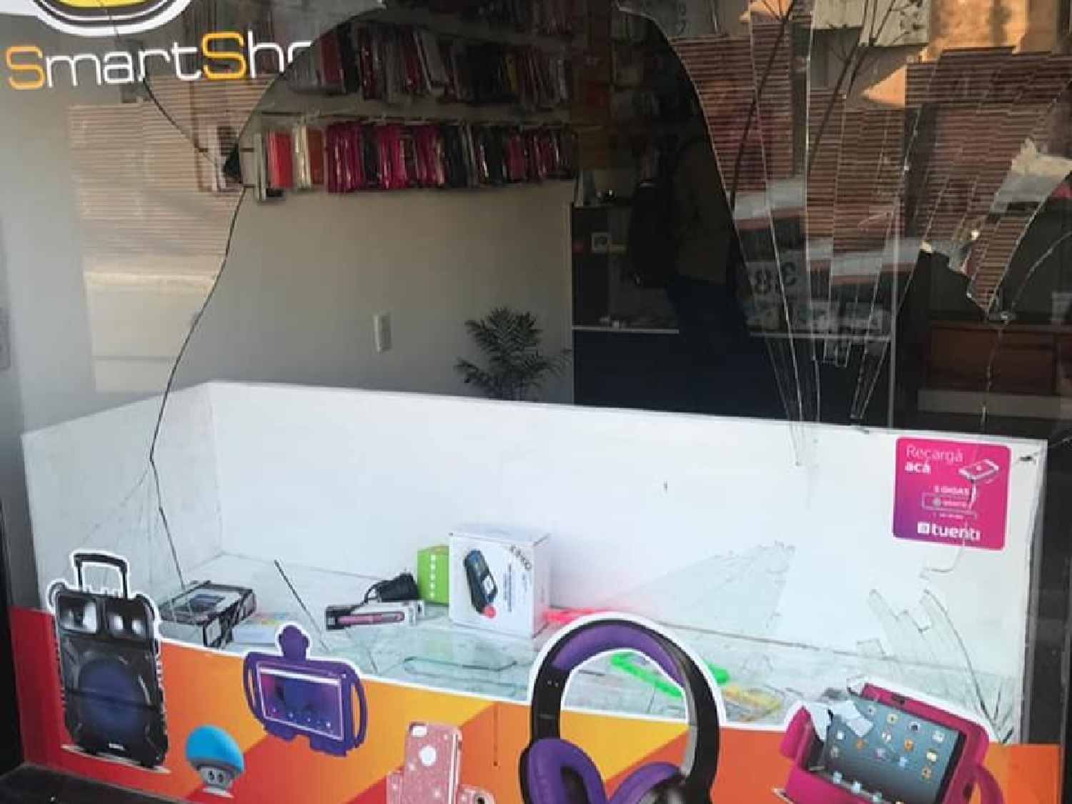 Vecinos de Arroyito tuvieron un gesto solidario con un comerciante víctima de robo
