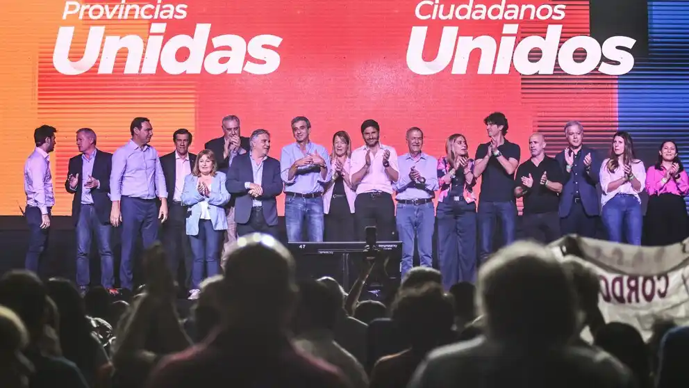 En el Estadio de Obras, Provincias Unidas cerró su campaña