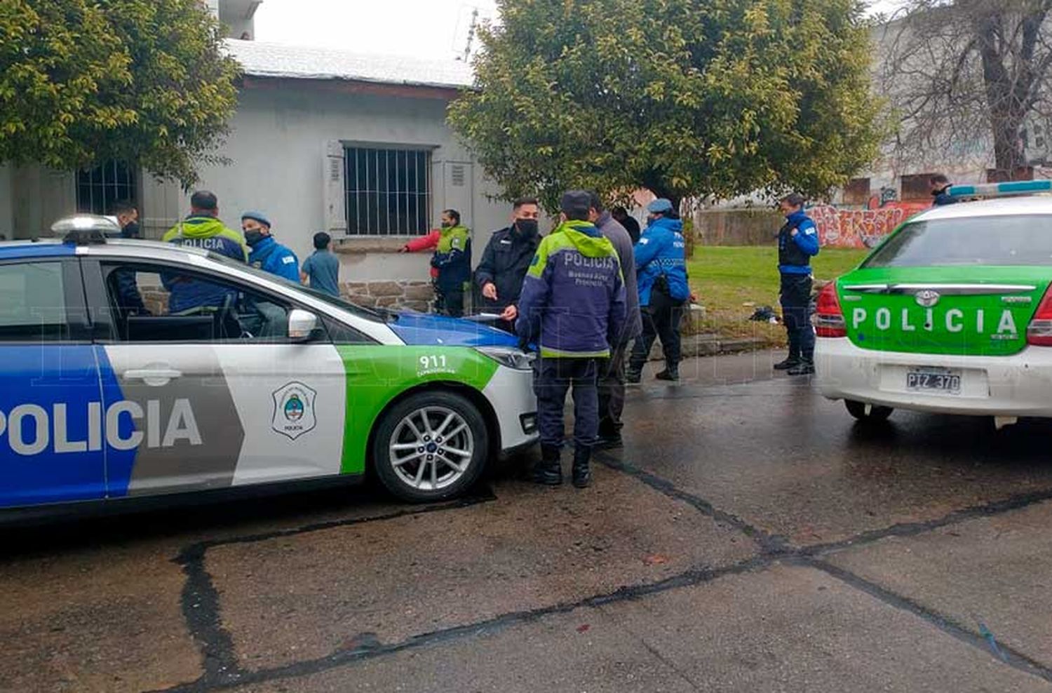 Volvió a su casa y estaba usurpada: "Me quisieron acuchillar"