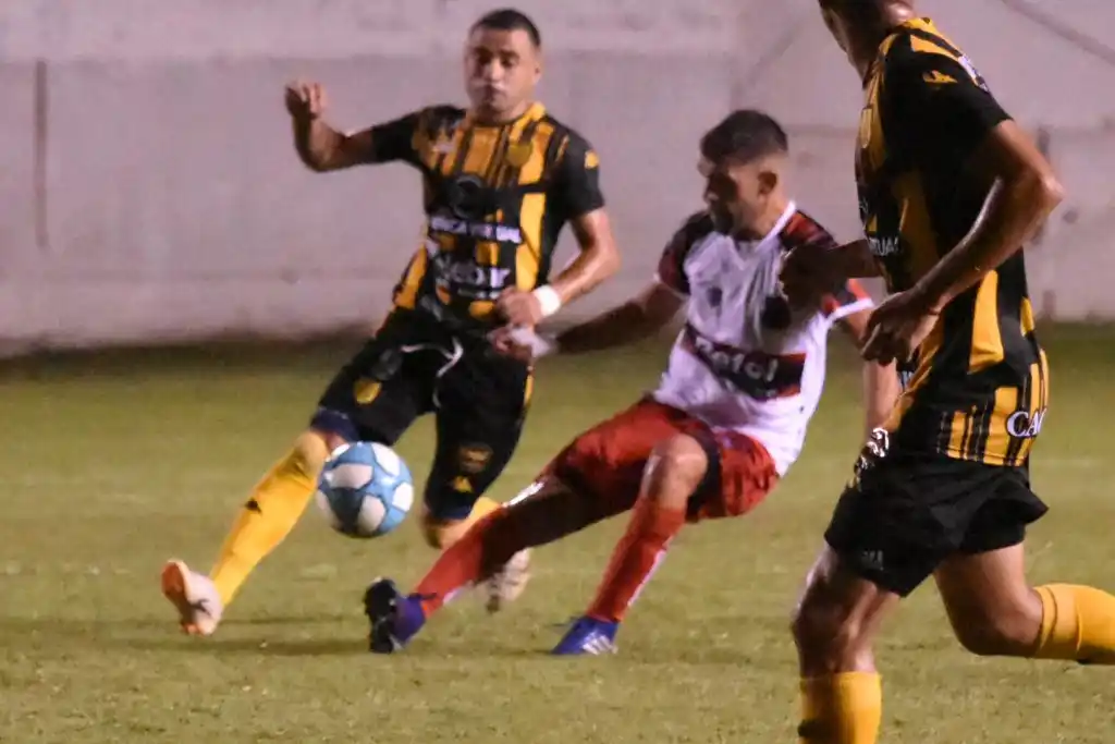 Santamarina no tuvo respuestas para restablecerse de un comienzo adverso