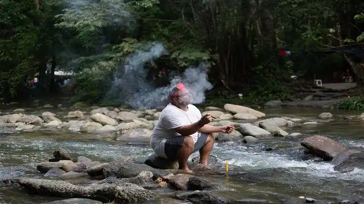 ¡FUEGO, TABACO Y ESPÍRITUS! En Sorte también se conjura a la pandemia (+Crónica)