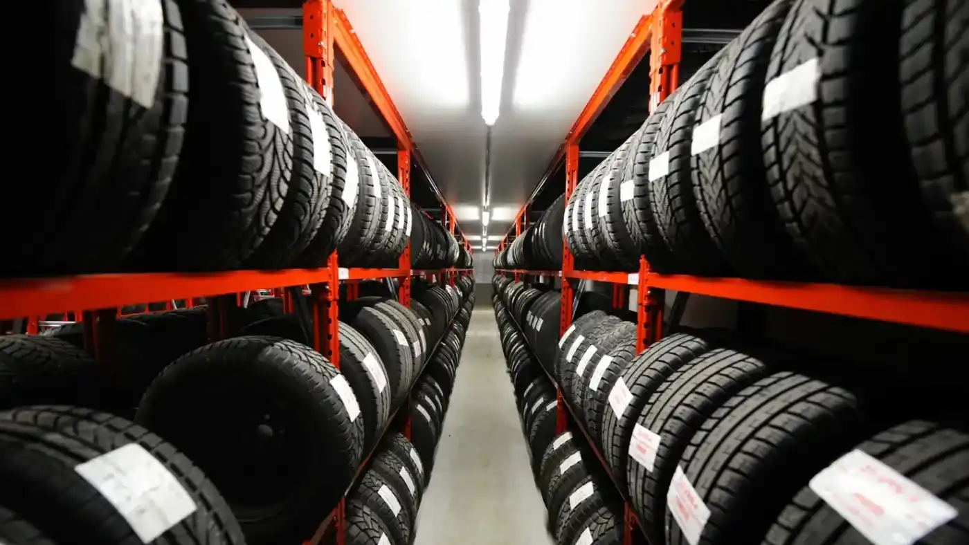 Guerra de precios: ¿cuánto cuestan los neumáticos nacionales comparados con los importados?