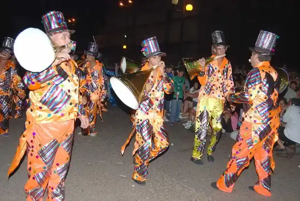 Comienza la fiesta popular: Matecito