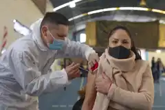 Covid: Convocan a los jóvenes entrerrianos mayores de 18 a vacunarse