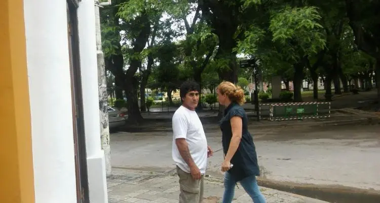 Marcela Cuñer coordina las tareas en la Casona 1830, futura sede de la Dirección de Turismo