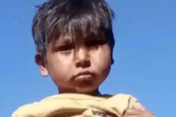 La desaparición de Lian Gael Flores Soraide ocurrió el 22 de febrero de 2025, cuando fue visto por última vez en la zona rural de Ballesteros Sud.