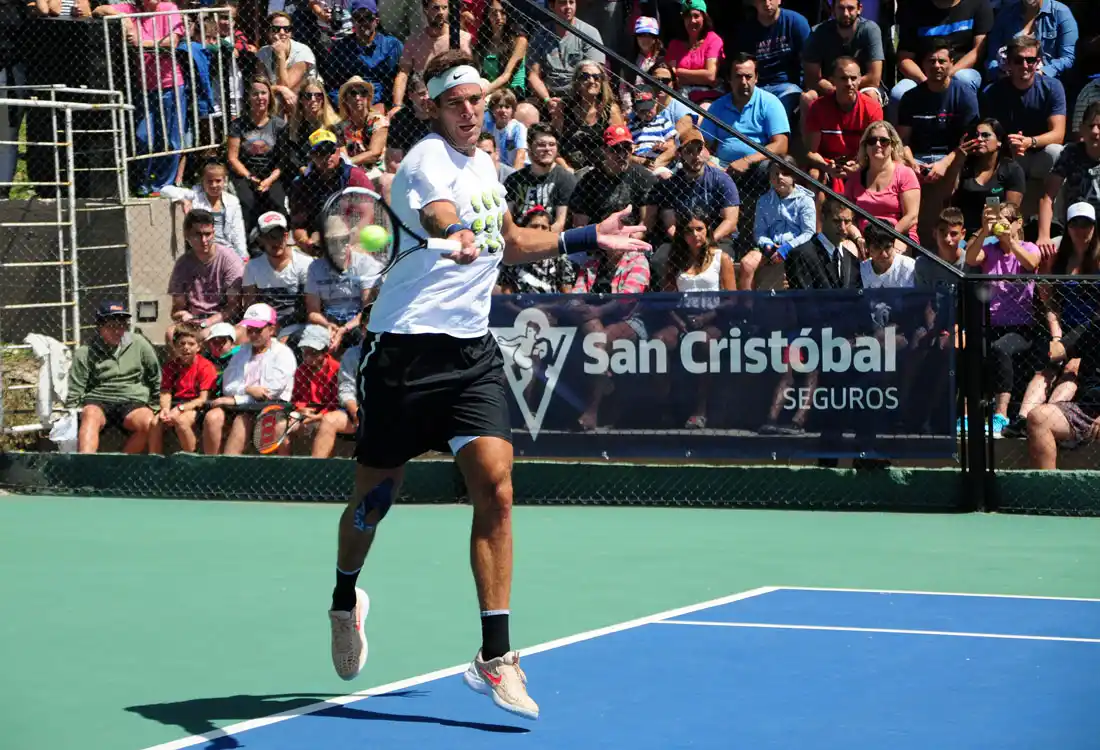 Del Potro entrenó ante una multitud en Tandil