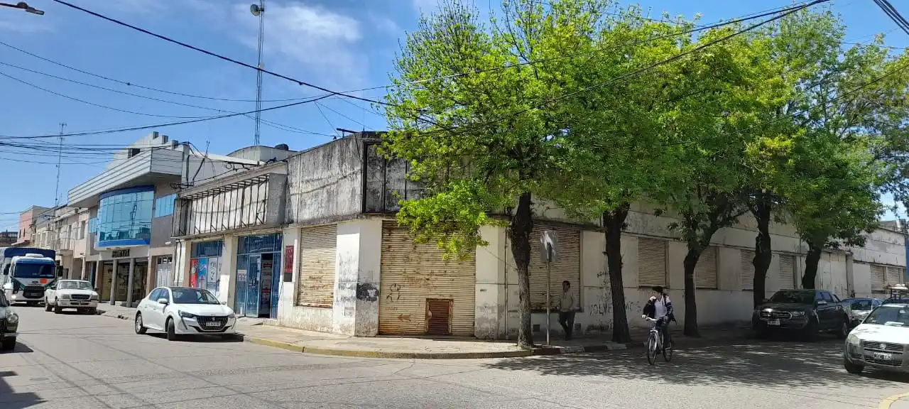 Denuncian trata de personas en un supermercado chino de la ciudad.