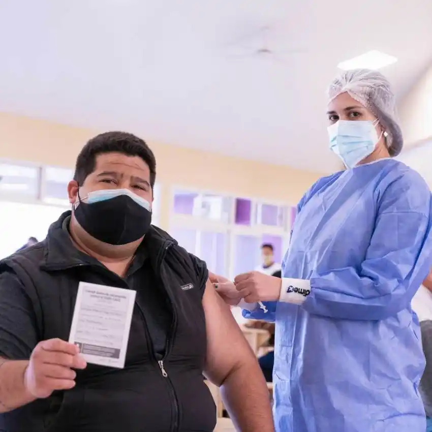 Inmunizaron a capitalinos de los grupos de riesgo de 1981 a 1990