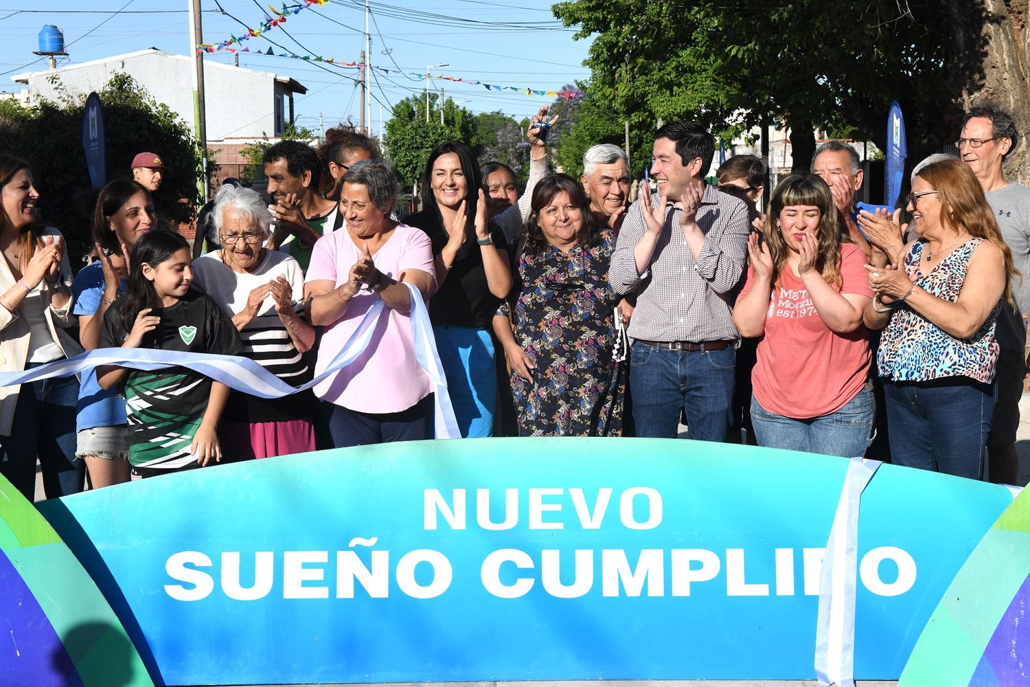 Inauguración de pavimento en Los Polvorines: “Logramos cumplir la promesa que le hicimos a los vecinos”, dijo Nardini