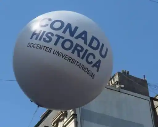 Continúa el paro de docentes universitarios en todo el país