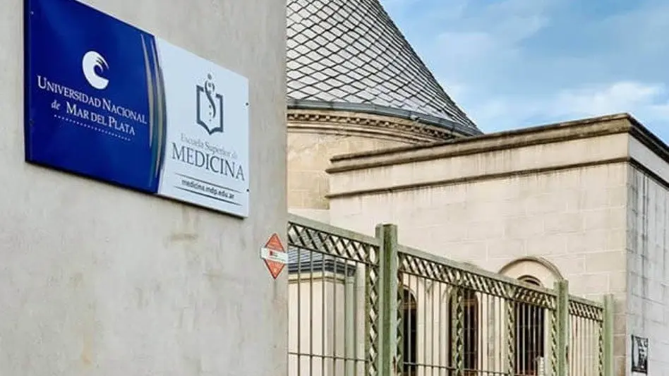 Escuela Superior de Medicina: "Estaría conectado y trabajaría en sintonía con el primer nivel de atención municipal"