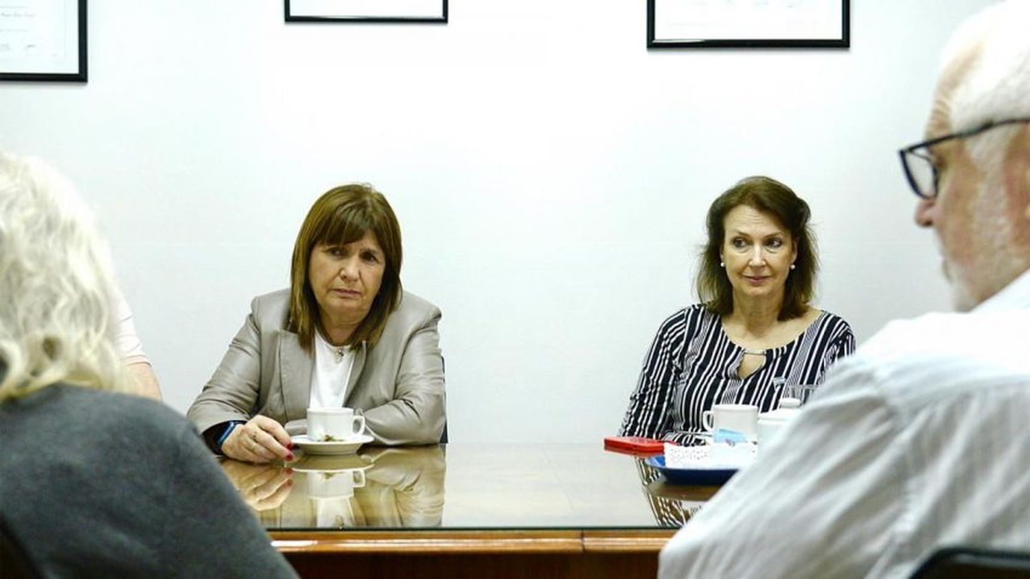 Conflicto Israel-Hamas: Patricia Bullrich y Diana Mondino recibieron a víctimas del ataque terrorista