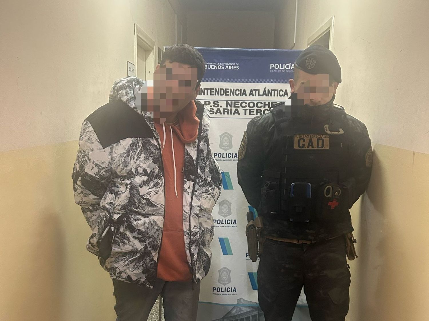 Detienen a un Sospechoso que acechaba Vehículos en la zona balnearia