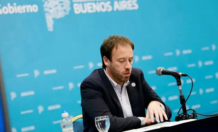 El ministro aseguró que pudieron pagar en tiempo y forma “gracias a que en 2021 pudimos reestructurar la deuda en moneda extranjera”.