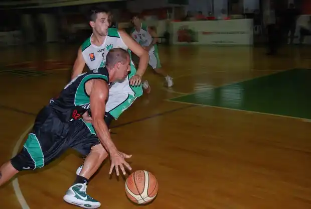 Racing recibe a Unión de Santa Fe 