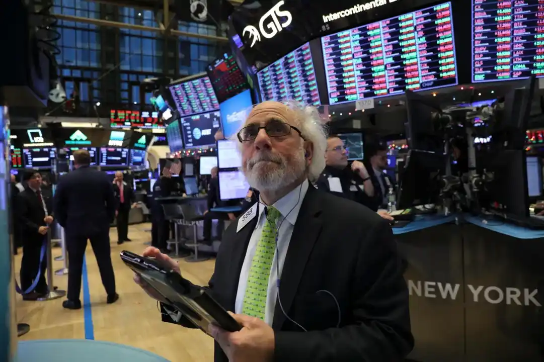 El riesgo país baja más de 50 puntos básicos.