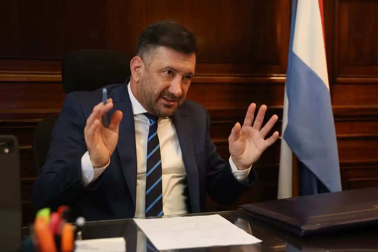 Investigan la ruta del dinero de Kueider: qué hipótesis maneja la justicia paraguaya