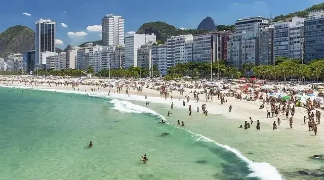Las playas brasileñas atraen a los turistas argentinos.