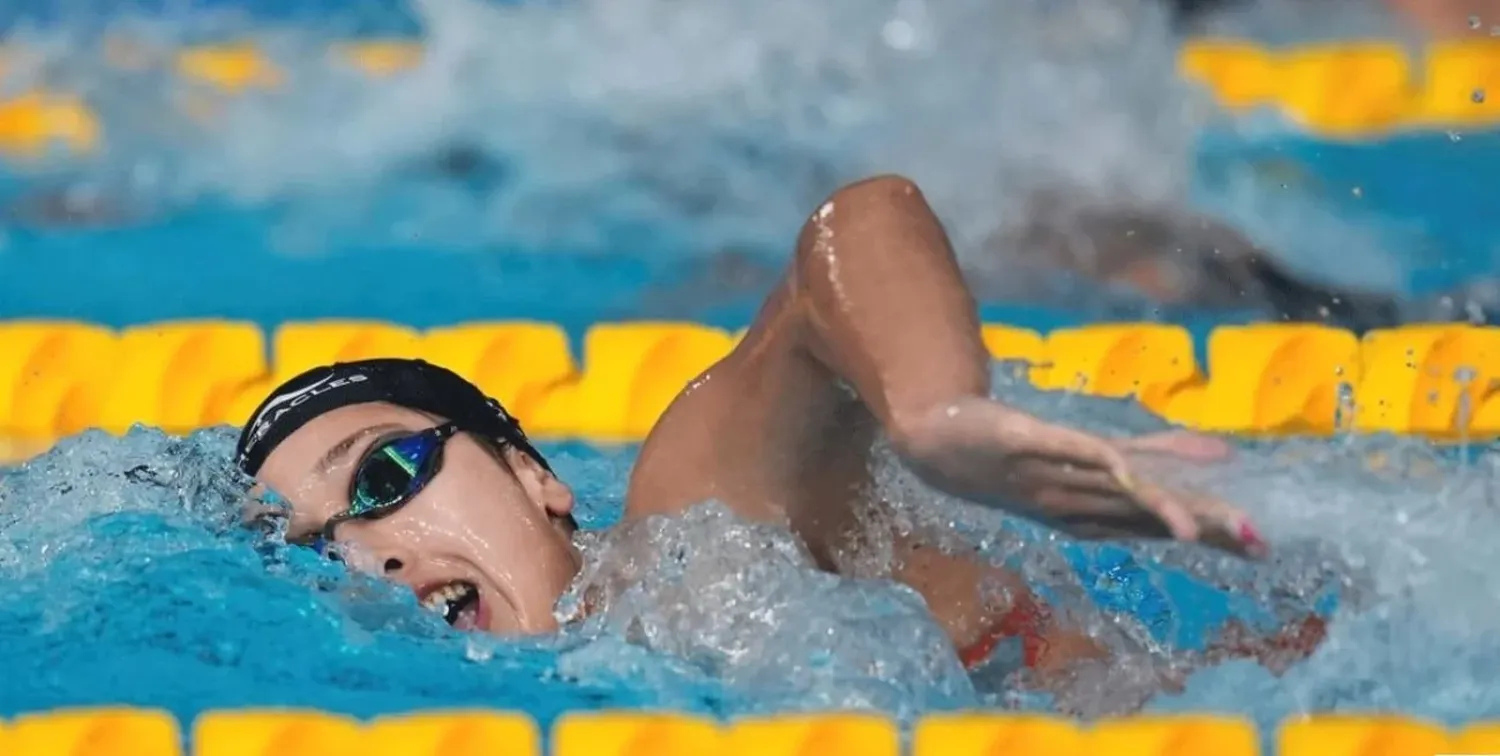 Nacida en Campana, esta joven nadadora es vista como una de las mayores promesas de la natación argentina.