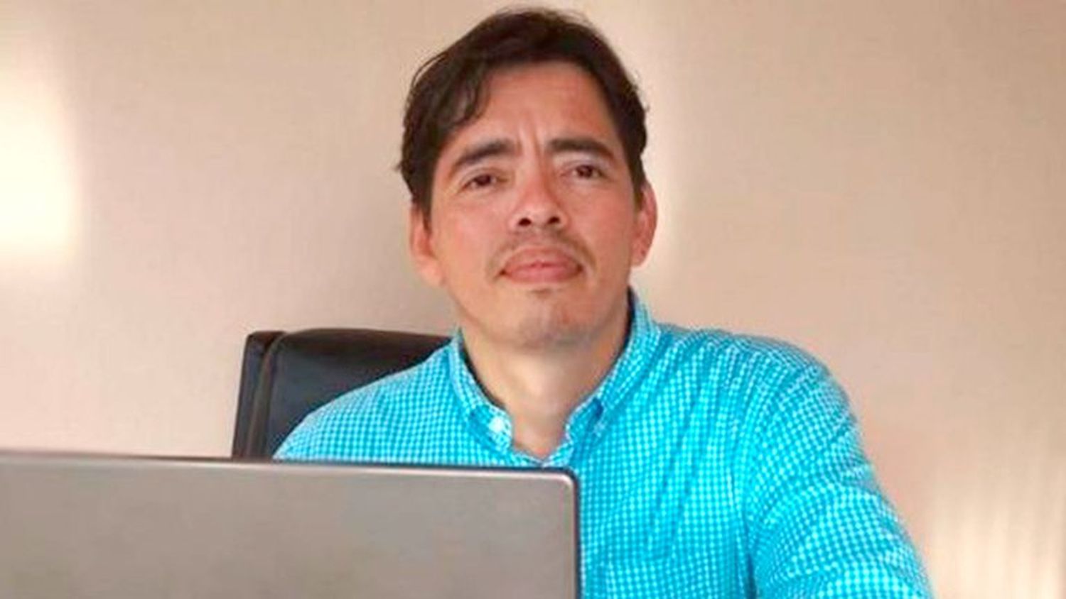SIGUE LA PERSECUSIÓN, Maduro detiene al periodista Carlos Andrés Monsalve