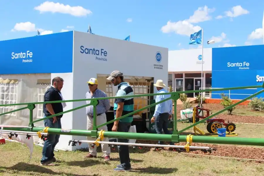 Instrumentarán una línea de financiamiento para la compra de maquinaria santafesina en Expoagro 2023
