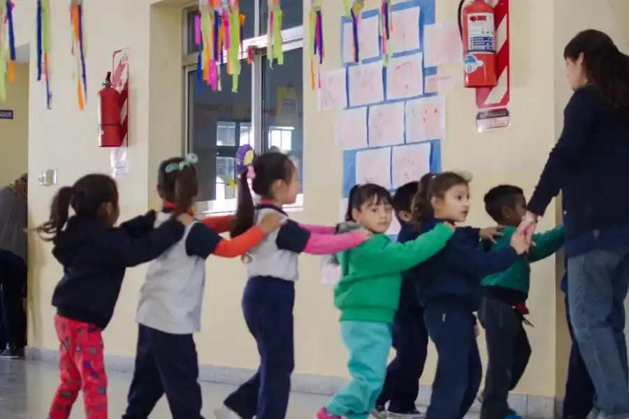 Faltan 24 mil aulas para garantizar la cobertura de 3, 4 y 5 años en el país