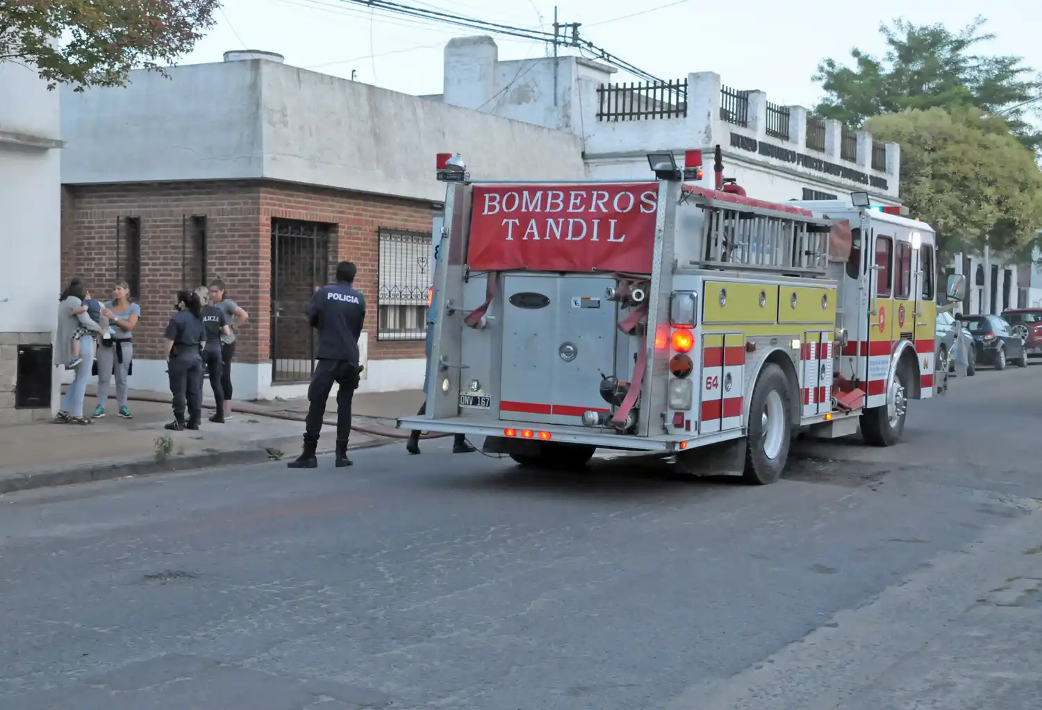 Se desató un principio de incendio en un garaje en 4 de Abril al 800