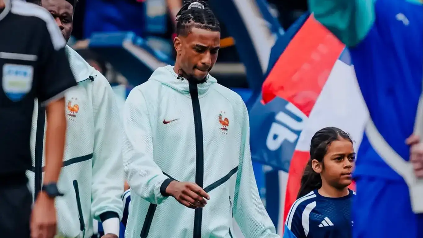 Olise aportó cinco asistencias y lidera ese rubro en el Mundial.
