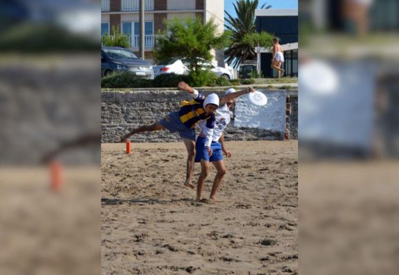 En Claromeco: Arranca el Playero de Ultimate Frisbee