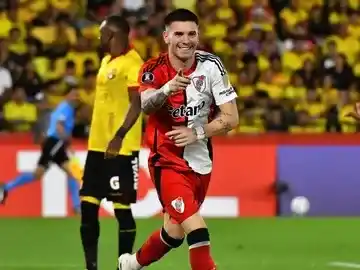 River ganó en Ecuador y lidera su grupo; empates con sabores distintos para Vélez y Talleres