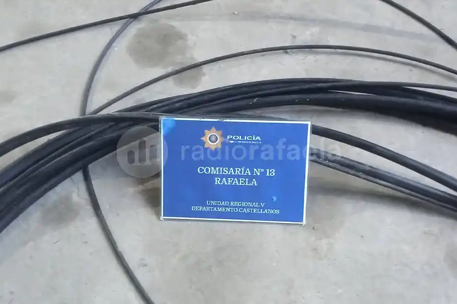 Otra vez: robaron cables y los tiraron en las vías mientras escapaban