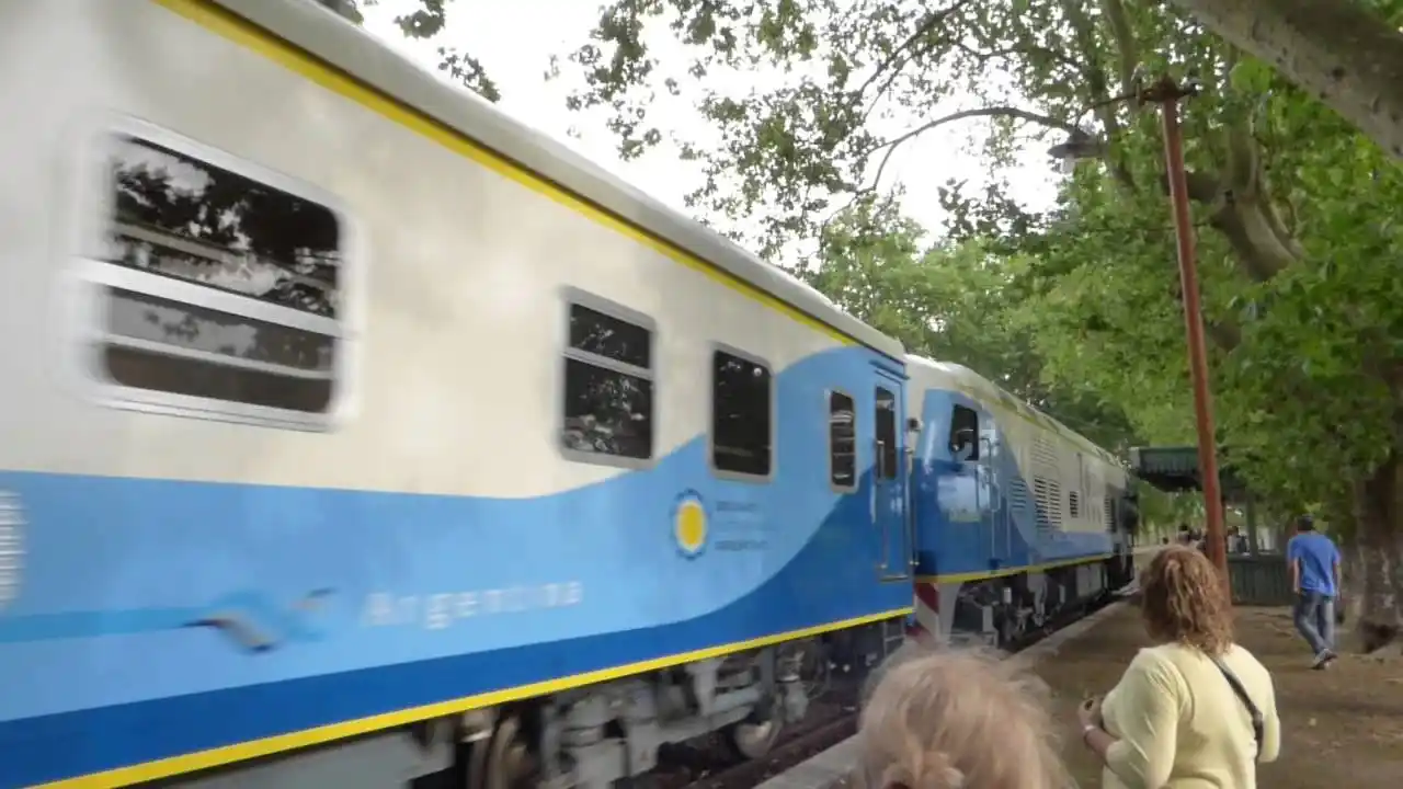 Desde el 1º de marzo, el tren 0km a Mar del Plata parará en Dolores