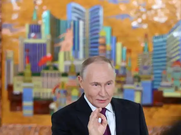 Putin dijo que Rusia está lista si Europa “quiere la guerra” antes de reunirse con enviados de Trump