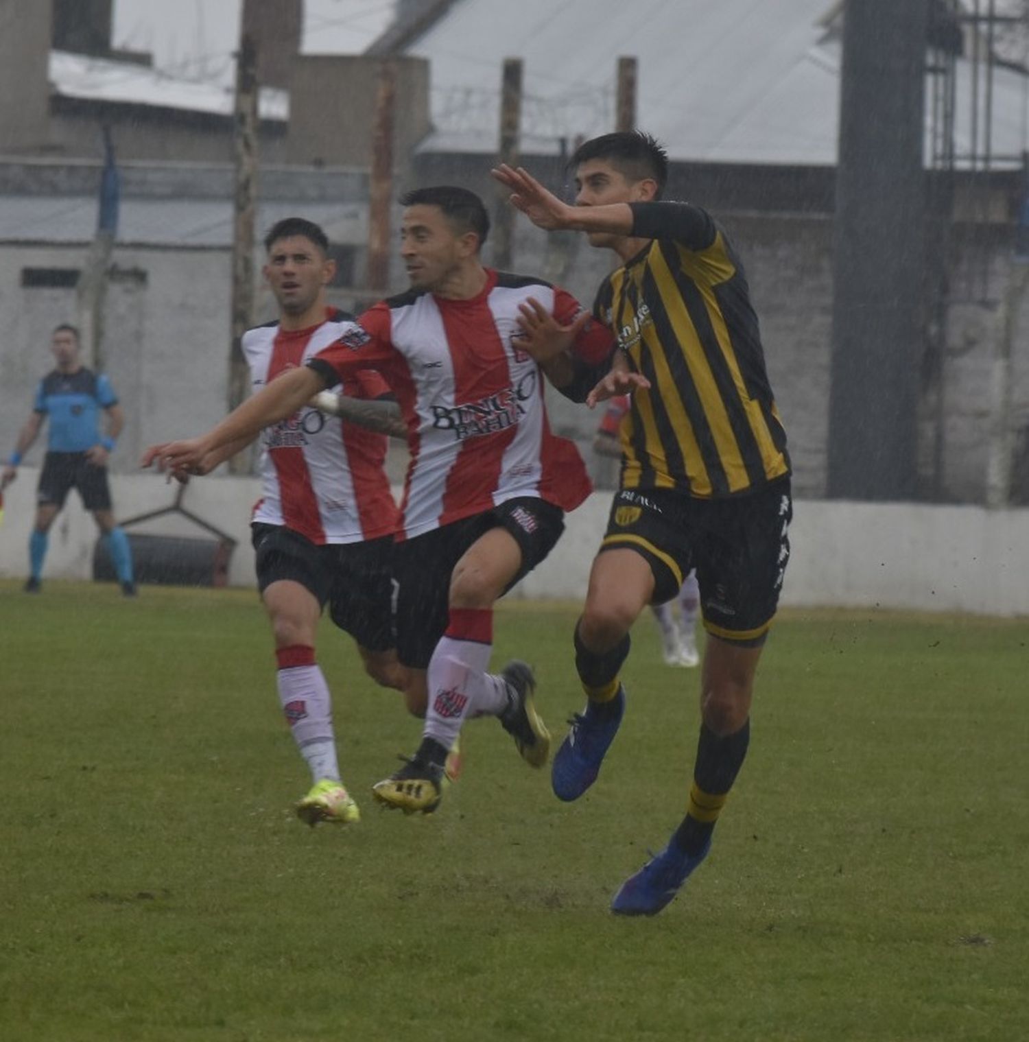 Santamarina volvió a perder como visitante