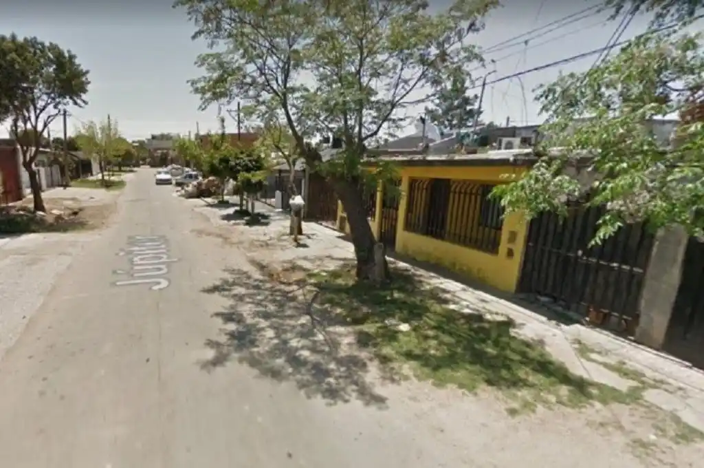 Tragedia en Rosario: dos mujeres murieron electrocutadas en una pileta de lona