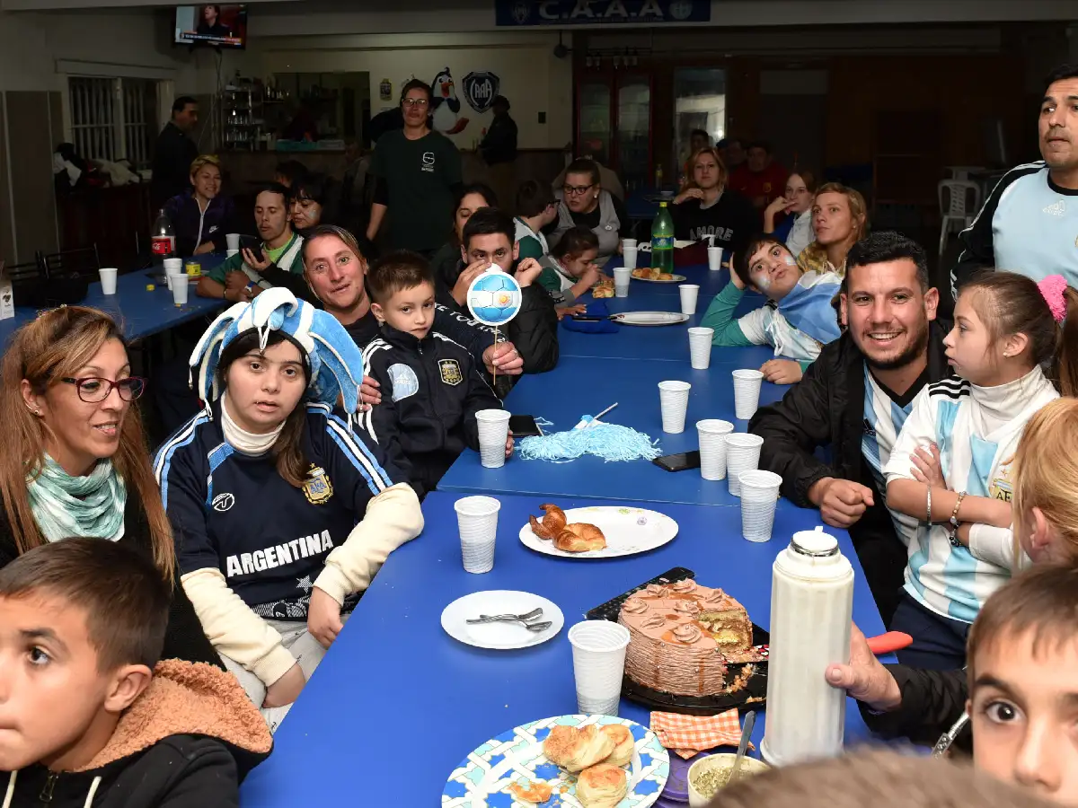 Los chicos de Empate hicieron el aguante