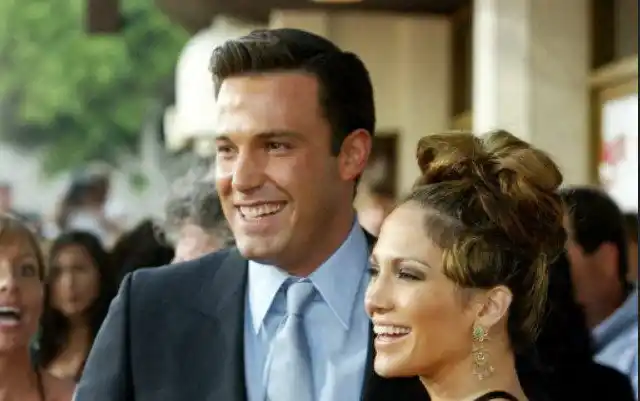 Con todo. Así defiende Affleck su amor por JLo
