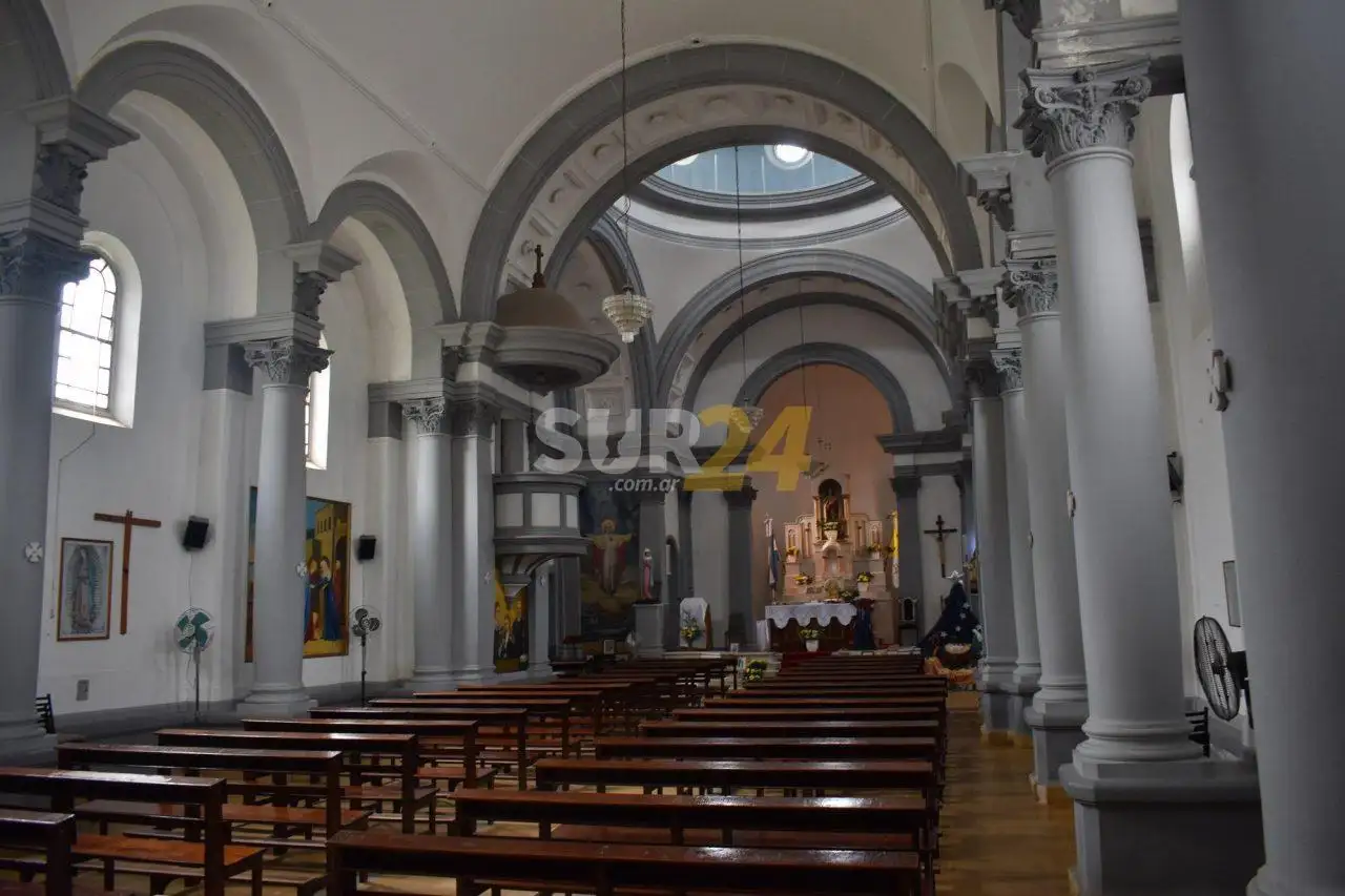 Sancti Spiritu: gracias al trabajo de dos amigas recuperaron la historia de la parroquia