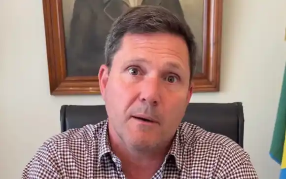 "Ni para pavimentar una calle": El intendente de Arrecifes se refirió a la crisis financiera del distrito