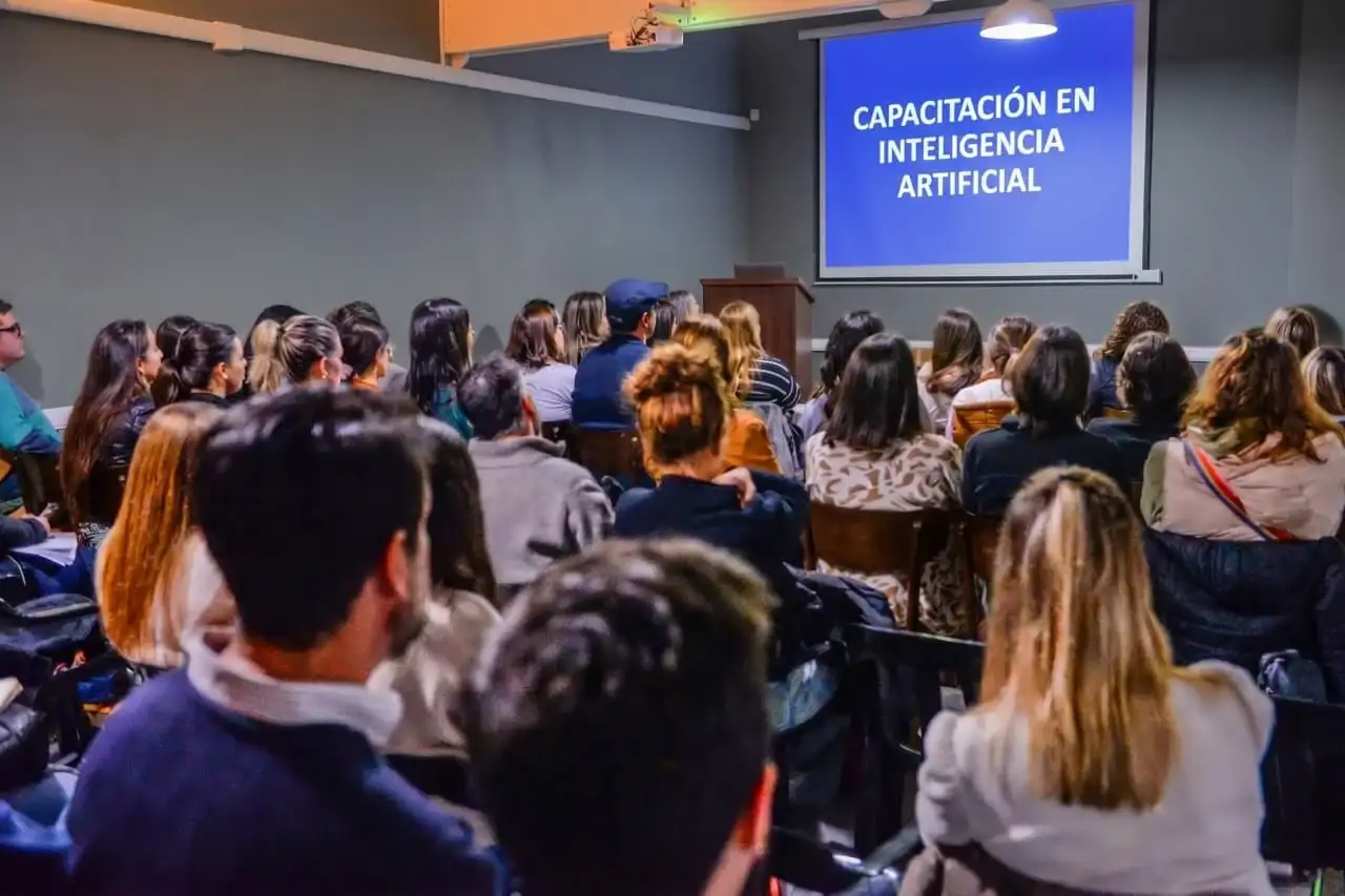 La actividad se desarrolló en las instalaciones de Grupo Núcleo.