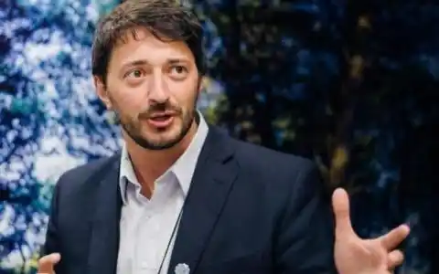 Yeza pide por la autonomía de Pinamar: "Es necesario que cada municipio pueda establecer las reglas que mejor representen su idiosincrasia"