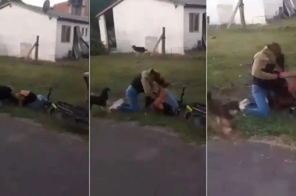 Pelea entre adolescentes